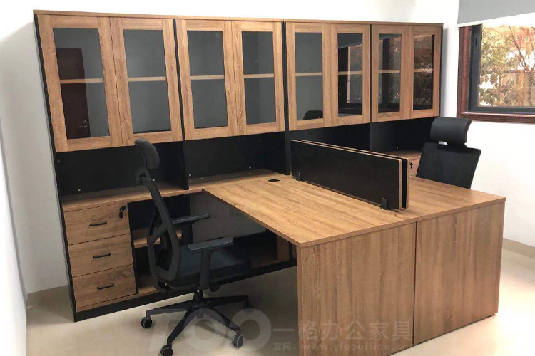 領導辦公室定制產品，根據甲方的需求，設計畫平面圖， 效果圖， 在與甲方確定顏色下單制作安裝.jpg